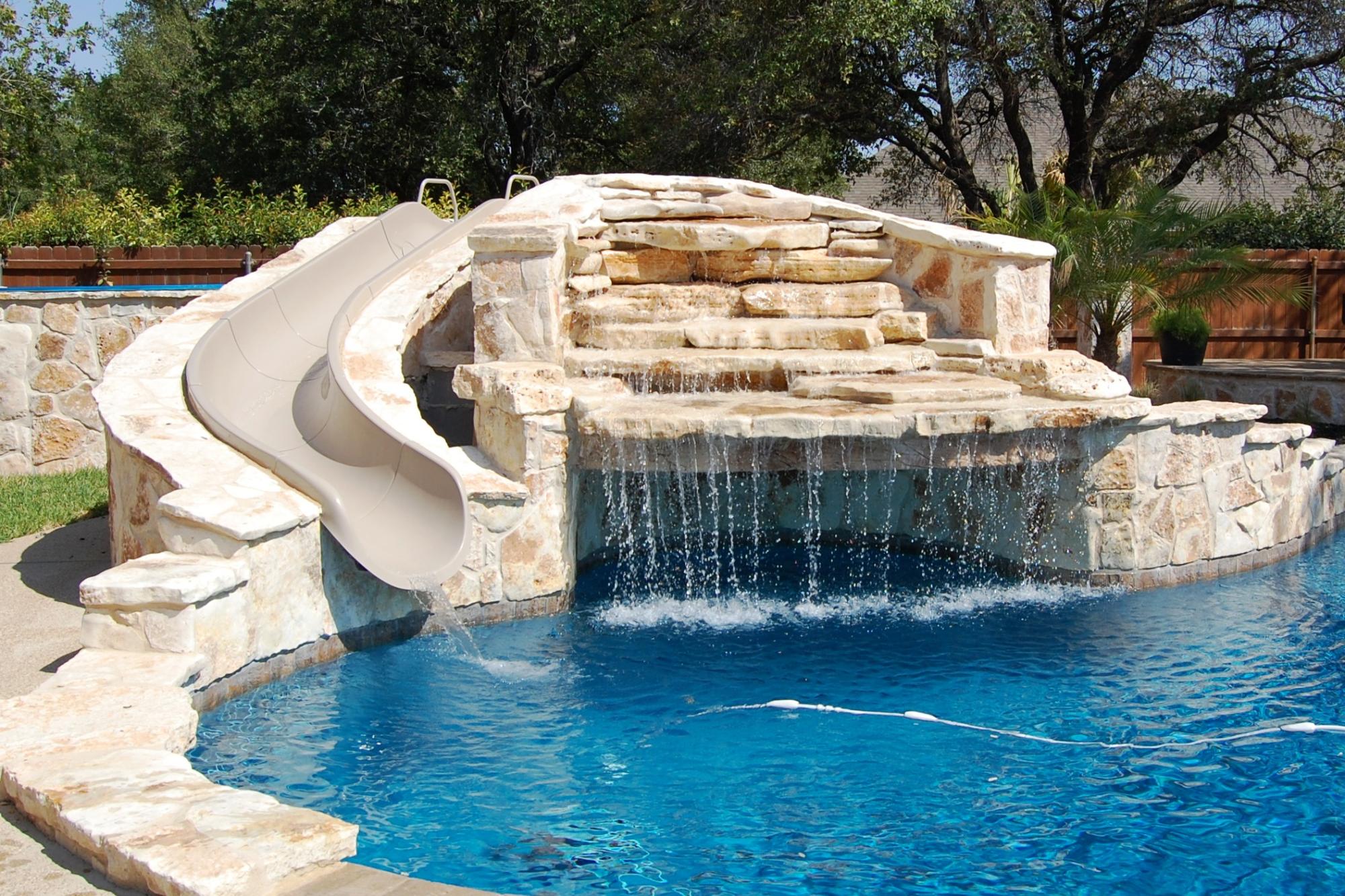 Commercial Swimming Pool Builder: Platinum Pools and Spas - Phoenix AZ